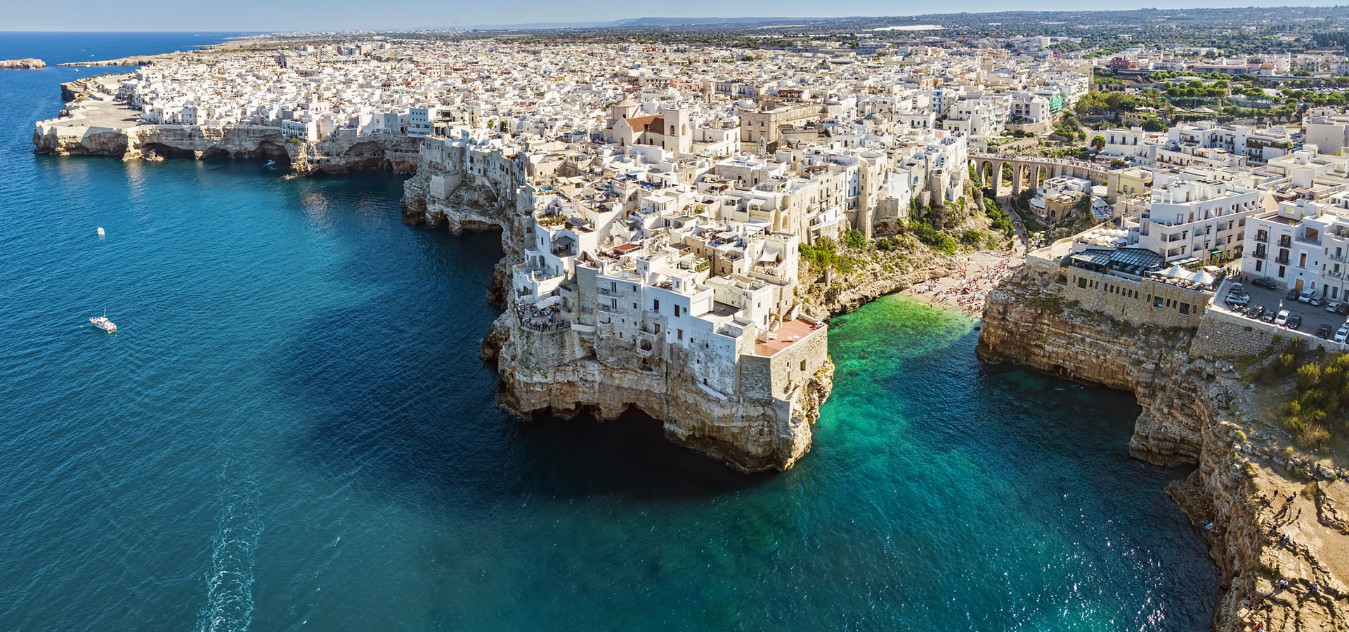 Vista panoramica di polignano a mare